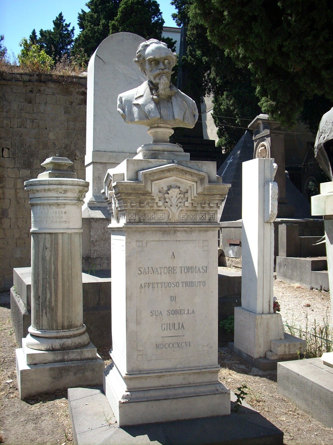 Salvatore Tommasi bust, Cimitero Poggioreale, Naples - 01.JPG